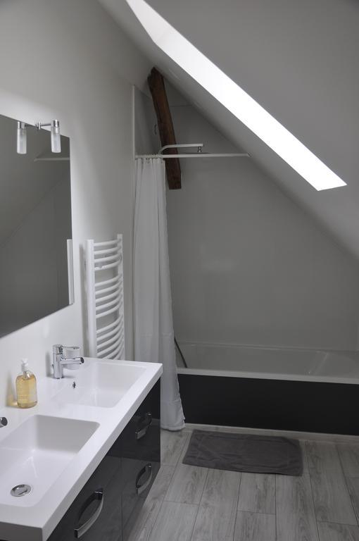 B&B Le Relais Des Saints Peres Auxerre Room photo